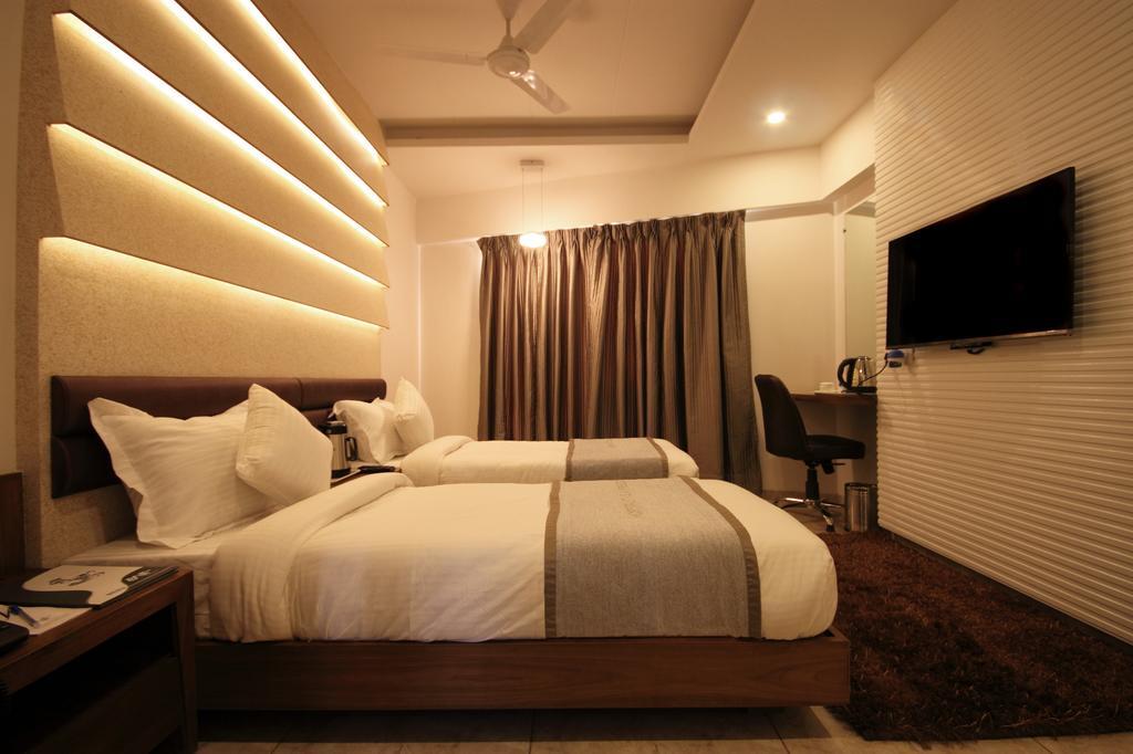 Hotel Bait Inn Ahmedabad Rom bilde